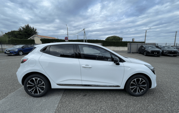 renault-clio-v-1-0-tce-90ch-techno-25 - 65658575