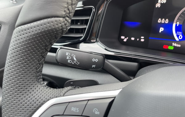 volkswagen-t-roc-2-0-tdi-150ch-r-line-dsg7 - 66168575