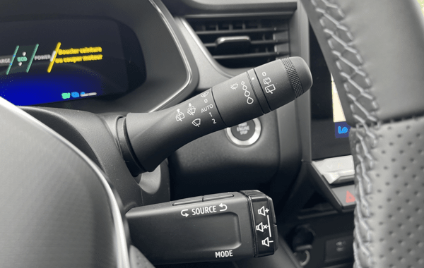 renault-symbioz-1-8-e-tech-full-hybrid-160ch-techno-25 - 66468575