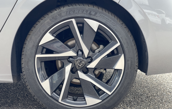 peugeot-308-1-5-bluehdi-130ch-s-s-allure-eat8 - 66488575