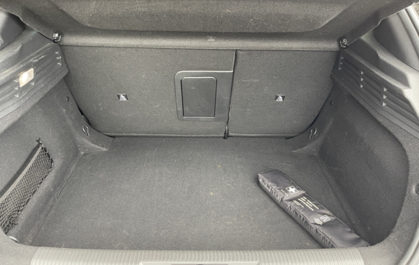 peugeot-308-1-5-bluehdi-130ch-s-s-allure-eat8 - 66488575