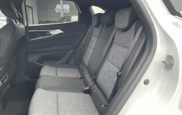 renault-austral-1-2-e-tech-full-hybrid-200ch-techno-25 - 66778575