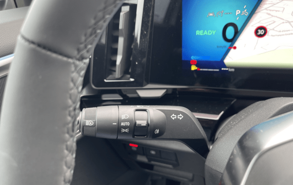 renault-austral-1-2-e-tech-full-hybrid-200ch-techno-25 - 66778575