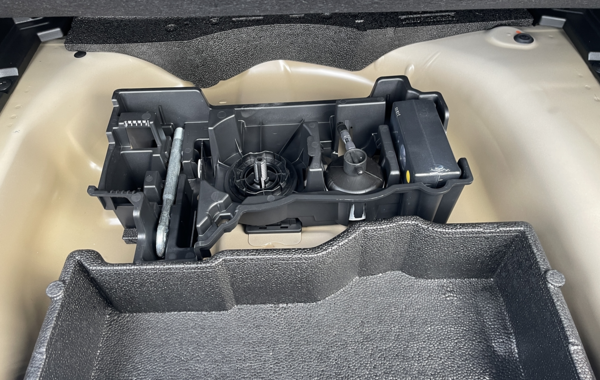 peugeot-2008-1-2-hybrid-145ch-gt-e-dcs6 - 66878575