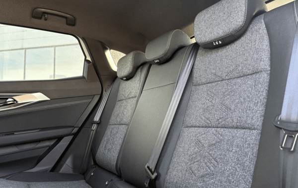 renault-austral-1-2-e-tech-full-hybrid-200ch-techno-25 - 66928575