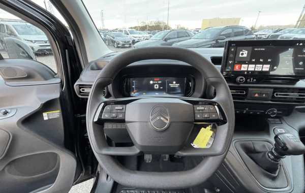 citroen-berlingo-taille-m-1-5-bluehdi-130ch-s-s-plus-5-places - 66988575