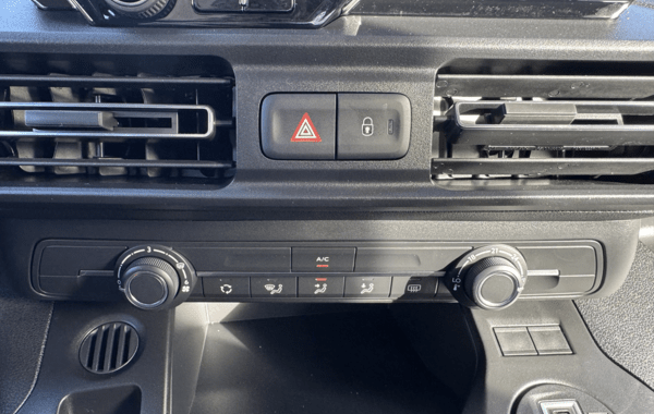 citroen-berlingo-taille-m-1-5-bluehdi-130ch-s-s-plus-5-places - 66998575