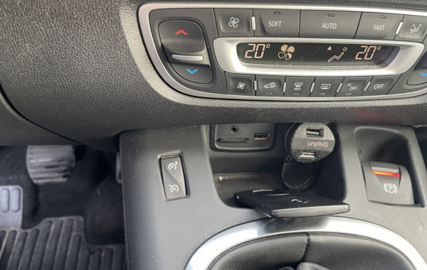 renault-scenic-iii-xmod-1-5-dci-110ch-energy-bose-eco2 - 67208575
