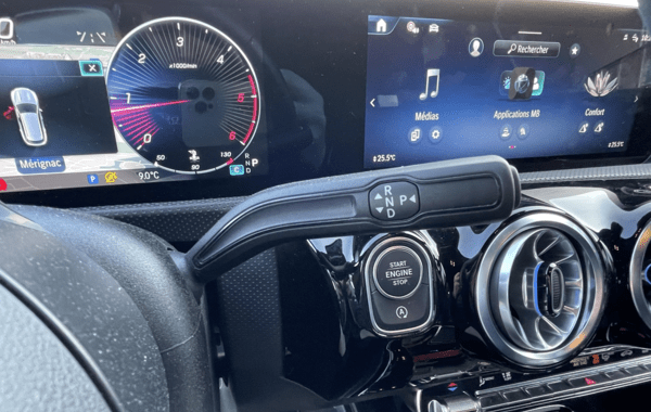 mercedes-cla-shooting-brake-200-d-150ch-amg-line-8g-dct - 68048575