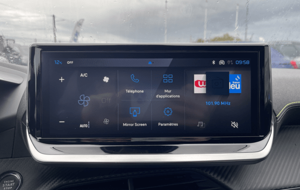 peugeot-2008-1-2-hybrid-145ch-allure-e-dcs6 - 68088575