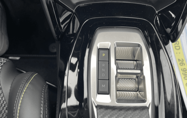 peugeot-2008-1-2-hybrid-145ch-allure-e-dcs6 - 68088575