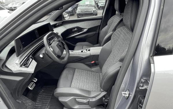 peugeot-5008-hybrid-145ch-allure-e-dcs6 - 68098575