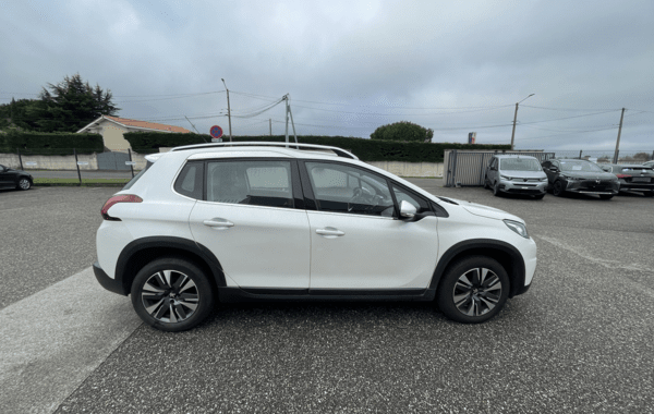 peugeot-2008-1-2-puretech-110ch-allure-s-s-eat6 - 68128575