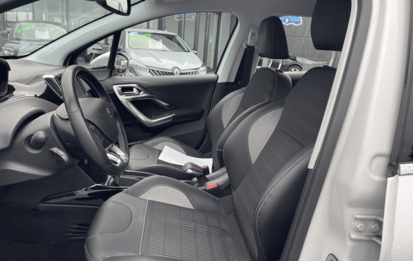 peugeot-2008-1-2-puretech-110ch-allure-s-s-eat6 - 68128575