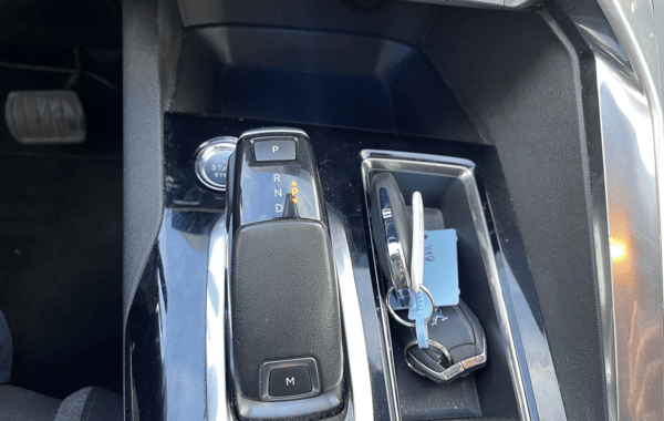 peugeot-3008-1-2-puretech-130ch-s-s-active-pack-eat8 - 68168575