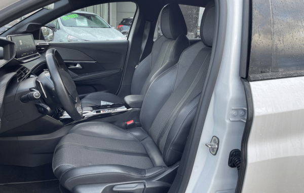 peugeot-208-1-2-puretech-130ch-s-s-gt-eat8 - 68308575