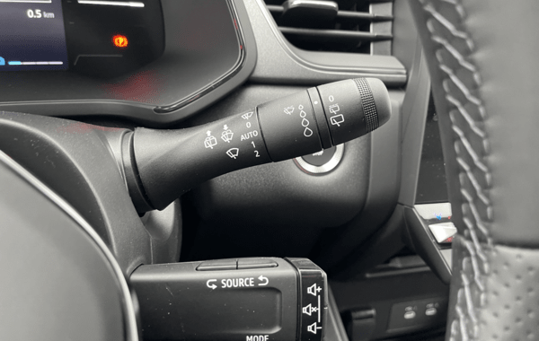 renault-captur-ii-1-8-e-tech-full-hybrid-160ch-techno-25 - 68398575