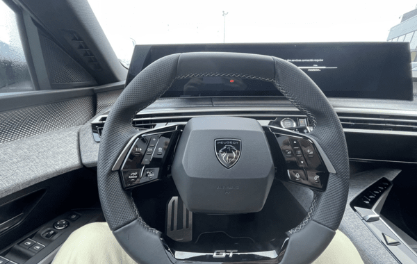 peugeot-5008-hybrid-145ch-gt-e-dcs6 - 68428575