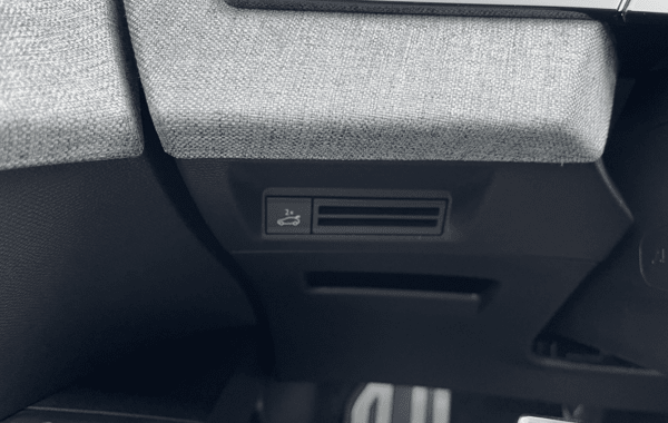 peugeot-5008-hybrid-145ch-gt-e-dcs6 - 68428575