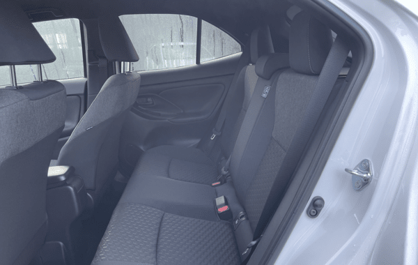 toyota-yaris-cross-130h-design-my25 - 68458575