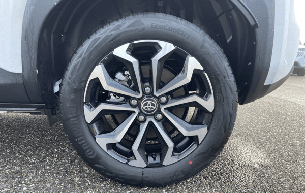 toyota-yaris-cross-130h-design-my25 - 68458575