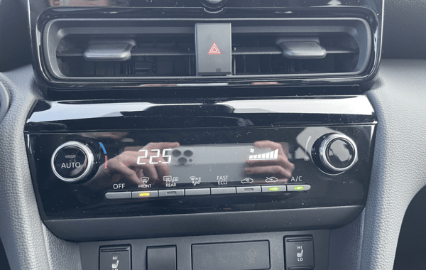 toyota-yaris-cross-130h-design-my25 - 68458575