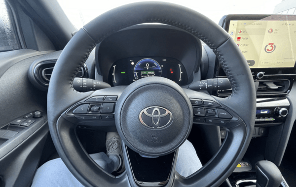 toyota-yaris-cross-130h-design-my25 - 68468575