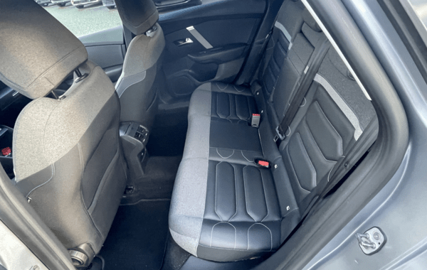 citroen-c4-bluehdi-130ch-s-s-shine-eat8 - 68778575