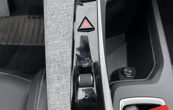 peugeot-3008-1-2-hybrid-145ch-allure-e-dcs6 - 68798575