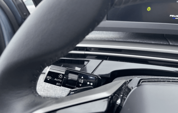 peugeot-3008-1-2-hybrid-145ch-allure-e-dcs6 - 68798575