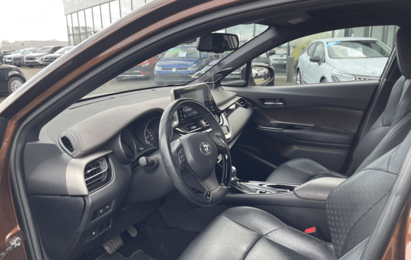 toyota-c-hr-1-2-turbo-116ch-distinctive-awd-cvt-rc18 - 68818575