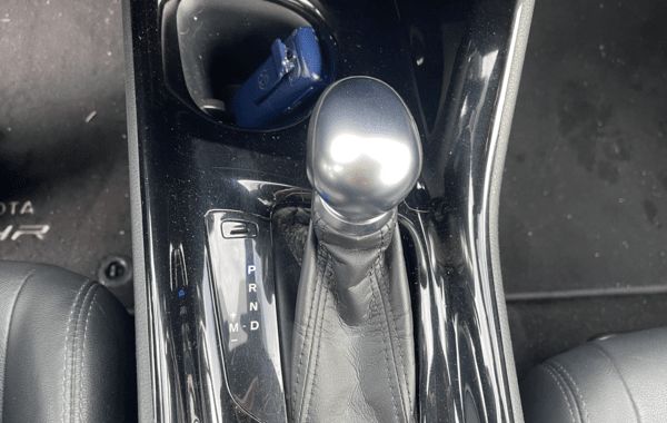 toyota-c-hr-1-2-turbo-116ch-distinctive-awd-cvt-rc18 - 68818575