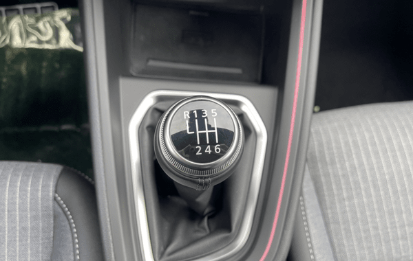 renault-clio-v-1-0-tce-90ch-techno-24 - 68828575