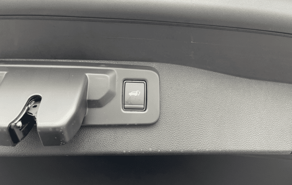 renault-austral-1-2-e-tech-full-hybrid-200ch-esprit-alpine-26 - 68858575