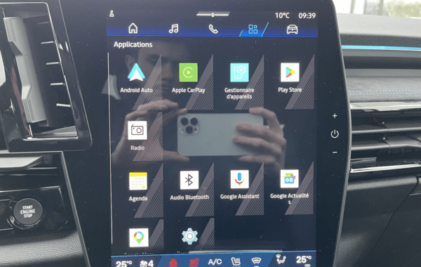 renault-austral-1-2-e-tech-full-hybrid-200ch-esprit-alpine-26 - 68858575