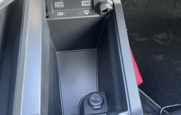 peugeot-5008-hybrid-145ch-allure-e-dcs6 - 68918575