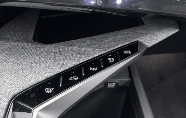 peugeot-3008-1-2-hybrid-145ch-allure-e-dcs6 - 68928575