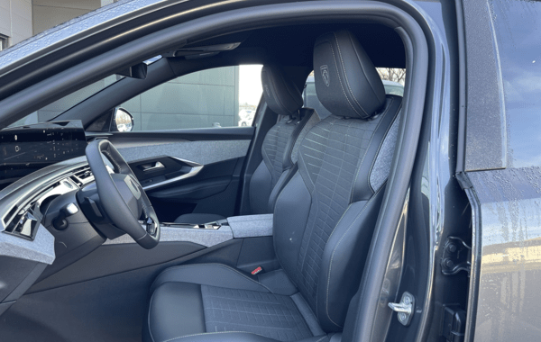 peugeot-5008-hybrid-145ch-gt-e-dcs6 - 69128575