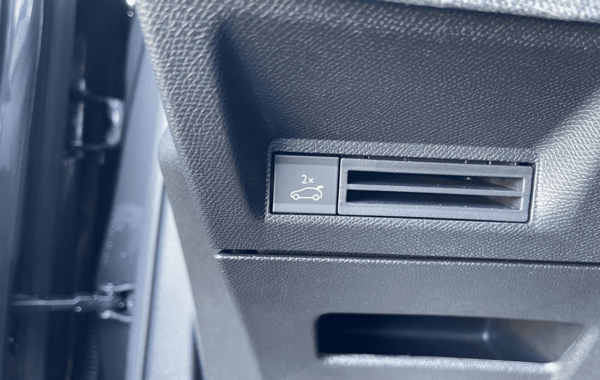 peugeot-5008-hybrid-145ch-gt-e-dcs6 - 69128575