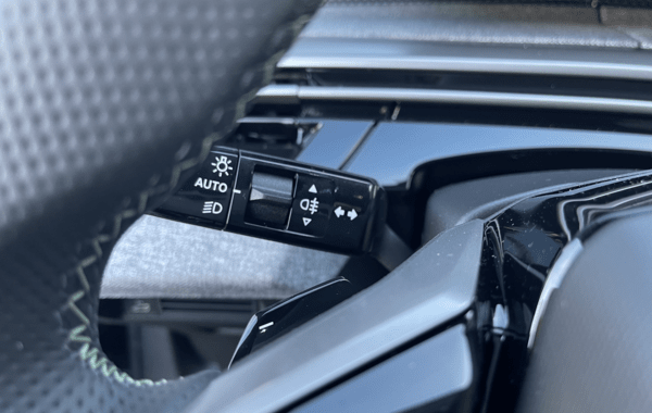 peugeot-5008-hybrid-145ch-gt-e-dcs6 - 69128575