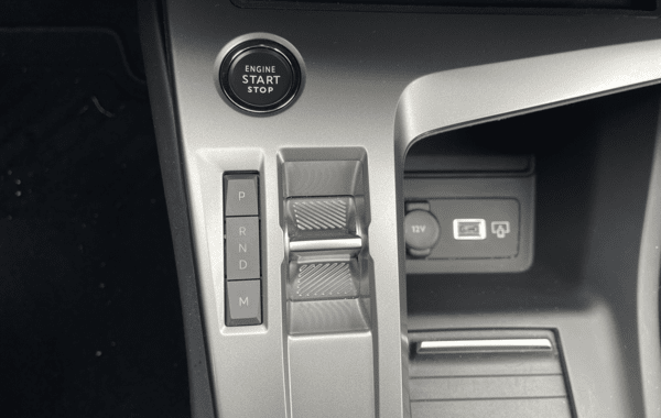 peugeot-308-sw-1-2-puretech-130ch-s-s-allure-eat8 - 69248575