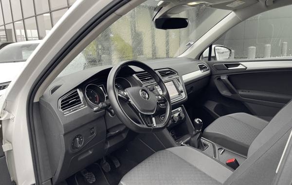 volkswagen-tiguan-2-0-tdi-150ch-confortline - 69308575