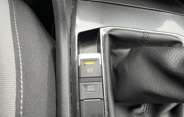 volkswagen-tiguan-2-0-tdi-150ch-confortline - 69308575