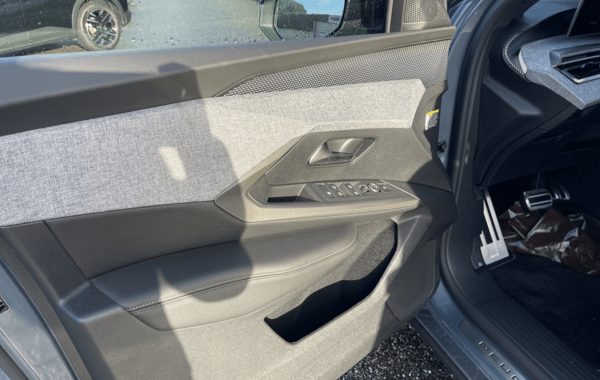 peugeot-5008-hybrid-145ch-gt-e-dcs6 - 69568575