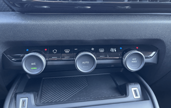 citroen-c4-bluehdi-130ch-s-s-shine-eat8 - 69668575