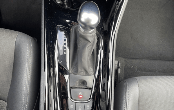 toyota-c-hr-1-8-hybride-122ch-design-e-cvt - 69938575