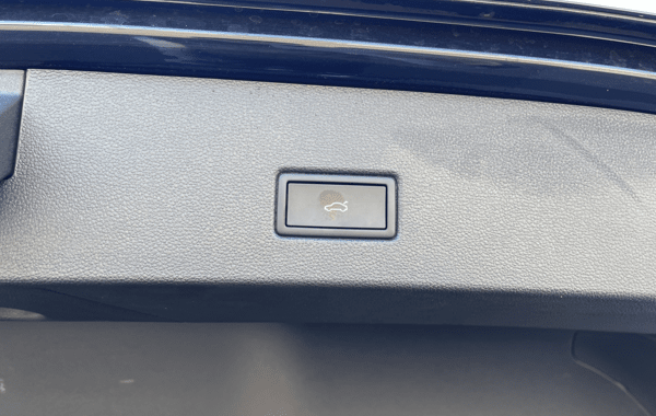 volkswagen-t-roc-1-5-tsi-evo2-150ch-r-line-dsg7 - 70008575