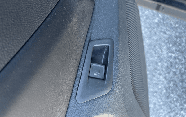 volkswagen-t-roc-1-5-tsi-evo2-150ch-r-line-dsg7 - 70008575