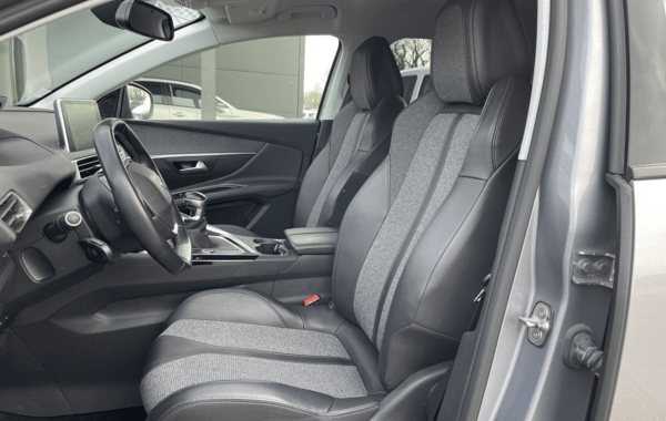 peugeot-3008-1-2-puretech-130ch-s-s-allure-business - 70108575