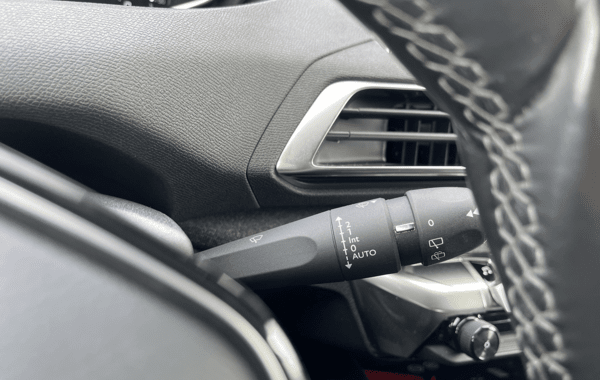 peugeot-3008-1-2-puretech-130ch-s-s-allure-business - 70108575